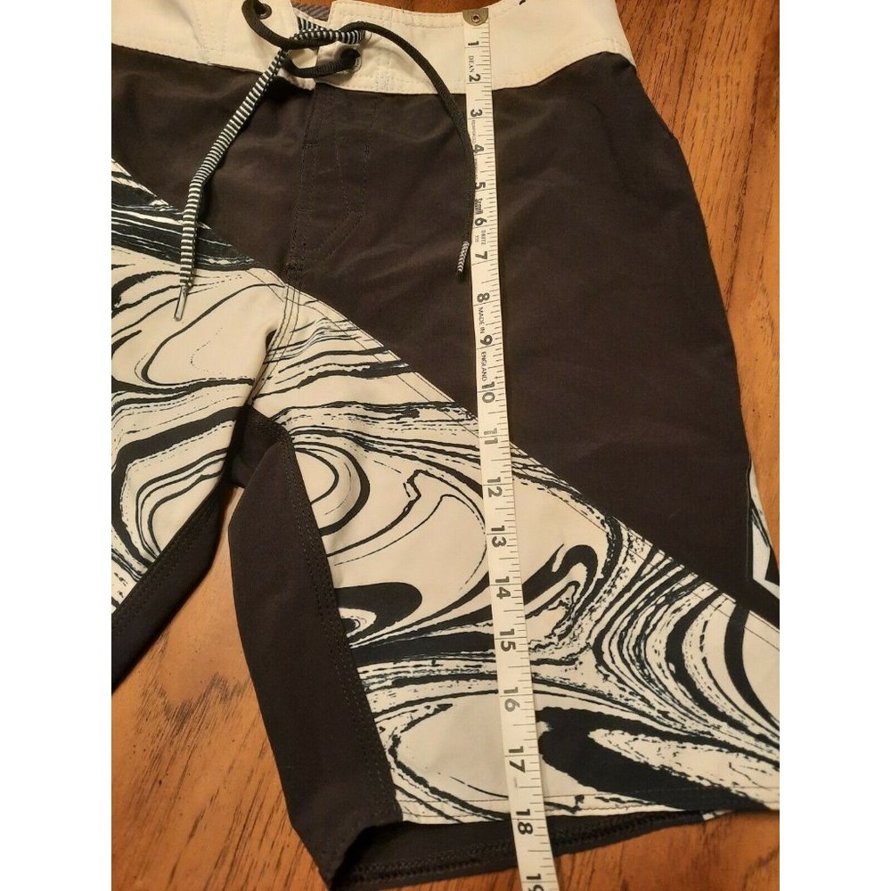 Volcom Mens Size 28 Mod-Tech Trunks Board Shorts … - image 7